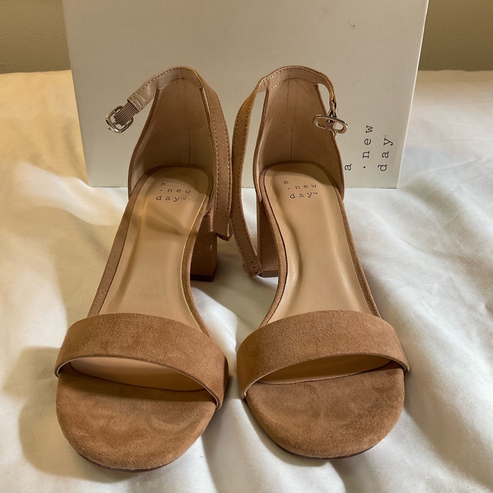 Heel sandals